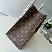 LV M45039 ONTHEGO MM Monogram Strap Brown Size 34 x 26 x 13 cm - 2