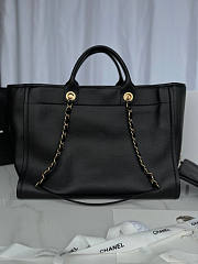 Chanel Large Tote Calfskin Gold-Tone Metal Black 50x30x22cm - 5