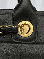 Chanel Large Tote Calfskin Gold-Tone Metal Black 50x30x22cm - 2