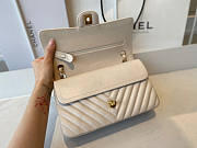 Chanel Flap Bag Chevron Lambskin White Gold HW 25cm - 6