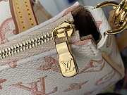 LV Maxi Multi Pochette Accessoires Beige 23.5x13.5x4cm - 3