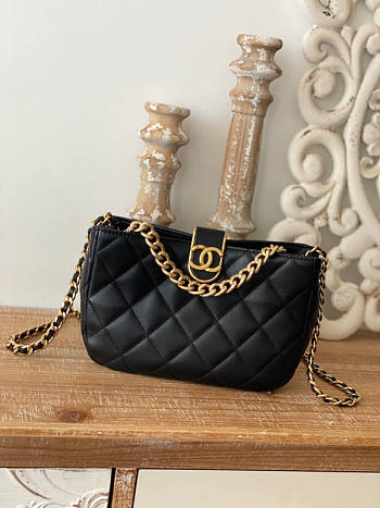 Chanel Hobo Handbag Lambskin Gold HW Black 23x17x7cm