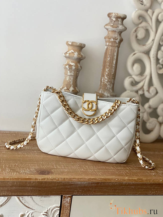 Chanel Hobo Handbag Lambskin Gold HW White 23x17x7cm - 1