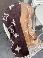 Louis Vuiiton LV Reykjavik Gradient Beige Scarf - 3