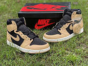 Air Jordan 1 Retro High OG 'Heirloom' 555088-202 - 3