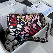 Chanel 19 Flap Bag Colorful Print Vintage 26x16x9cm - 4