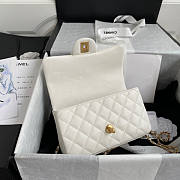 Chanel Handle Flap Bag White Cavier 20x12x6cm - 4