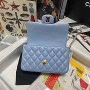 Chanel Handle Flap Bag Lambskin Blue 20x12x6cm - 4