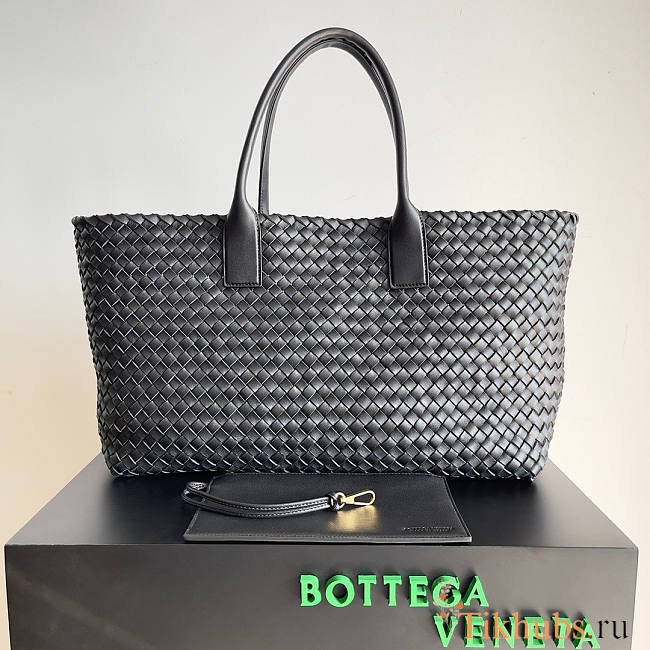 Bottega Veneta Medium Cabat Black 40x29x16cm - 1