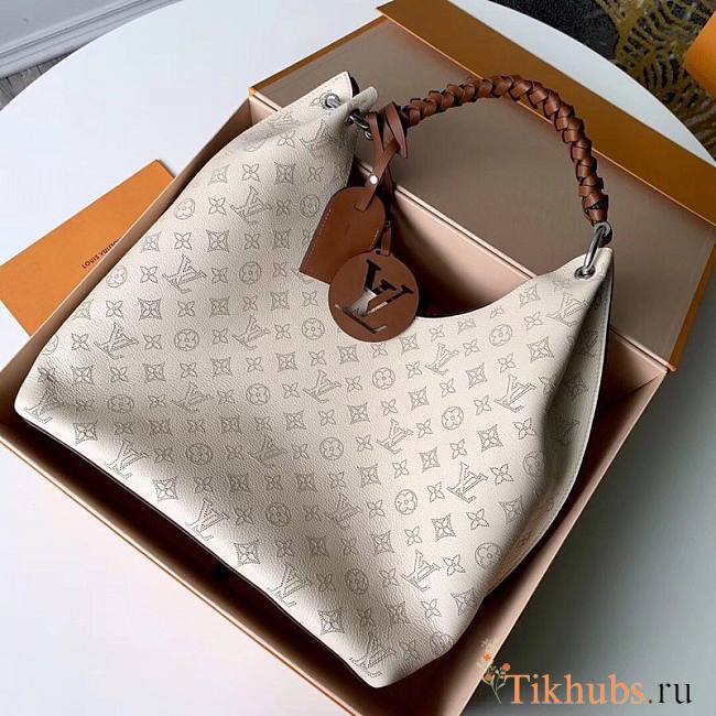 Louis Vuiiton LV Carmel Cream 35x40x17cm - 1