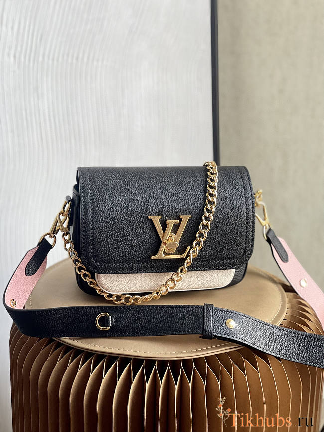 Louis Vuitton LV Lockme Tender Black 19x13x8cm - 1