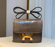 Hermes Constance Crocodile Gray Gold 18x15x4cm - 1