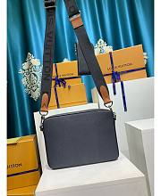 Louis Vuiiton LV Trio Messenger Denim Blue 25x18.5x7cm - 3