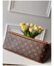 Louis Vuitton LV Hobo Dauphine MM 31 x 35 x 14 cm - 4