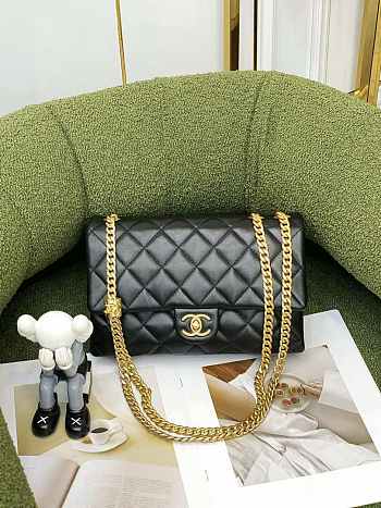 Chanel Flap Bag Lambskin Gold Black 25x16x10cm