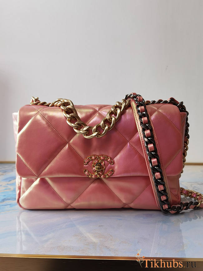 Chanel 19 Large Flap Bag Pink 30x20x10cm - 1