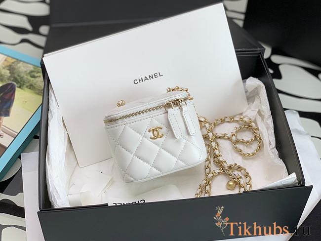 Chanel Vanity Box White Bag 8.5x11x7cm - 1