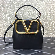 Valentino VLogo Signature Black Bucket Bag 20x19x12cm - 1