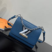Louis Vuitton LV Twist PM Toledo Blue 19 x 15 x 9 cm - 1