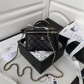 Chanel Vanity With Chain Black 16x9.5x8cm