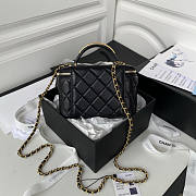 Chanel Vanity With Chain Black 16x9.5x8cm - 2