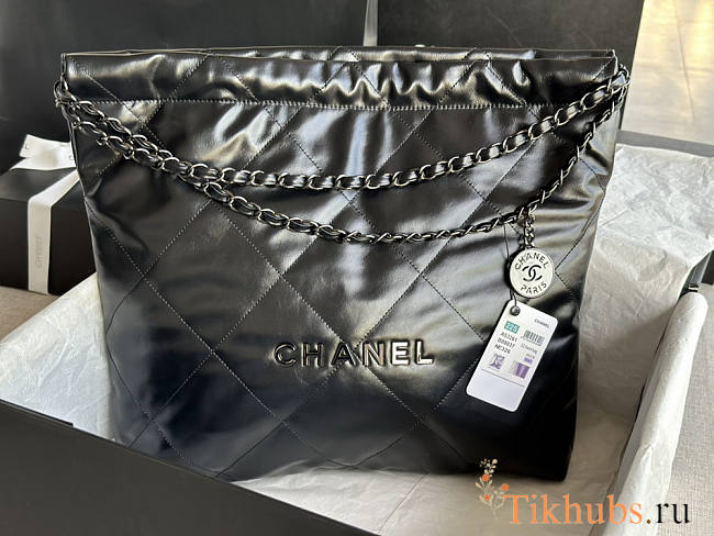 Chanel 22 Handbag Black 38 × 42 × 8 cm - 1