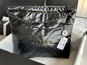 Chanel 22 Handbag Black 38 × 42 × 8 cm