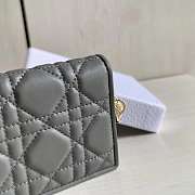 Dior Two-Fold Wallet Gray Size 11 x 9 x 3.5 cm - 5