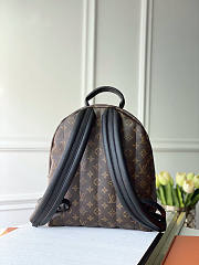 LV Monogram Backpack M41561 Size 28 x 33 x 16 cm - 5