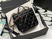 Chanel Mini Flap Bag Patent Black 17x20.5x6cm - 4