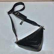 Prada Triangle Leather Black Shoulder Bag 26x14x12cm - 2