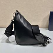 Prada Triangle Leather Black Shoulder Bag 26x14x12cm - 5