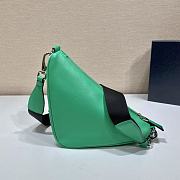 Prada Triangle Leather Green Shoulder Bag 26x14x12cm - 5