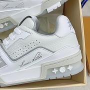 Louis Vuiiton Trainer Sneaker White - 4