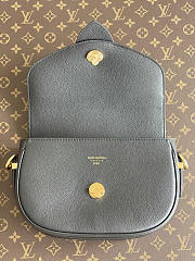 Louis Vuitton LV Pont 9 Soft Black MM 25x17.5x8cm - 2