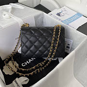 Chanel 22K Coco First Flap Bag Cavier Black 20cm - 3