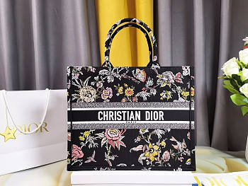 Dior Large Book Tote Black Jardin Botanique 42 x 35 x 18.5 cm