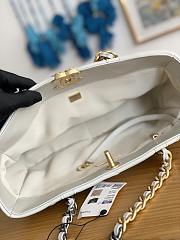 Chanel 19 Shopping Bag White 41x24x10.5cm - 5