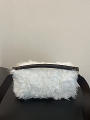 Fendi Baguette White Mohair Bag 27x15x6cm - 5