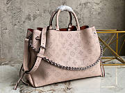 Louis Vuitton LV Bella Tote Crème Beige 32 x 23 x 13 cm - 2