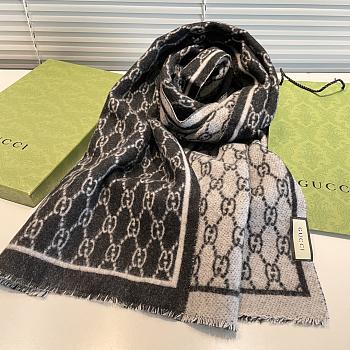 Gucci Black And White Scarf 32x180cm