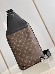 Louis Vuitton LV Mochila Bandolera Avenue 20 x 31 x 7 cm - 4