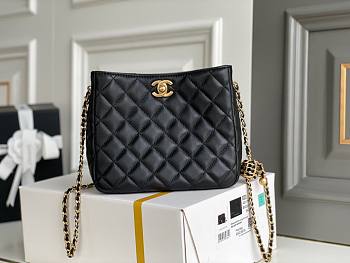 Chanel 22S Pearl Hobo Bag Lambskin Black 19x17x8.5cm