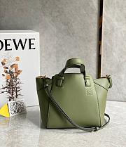 Loewe Hammock Nugget Green Bag 20 x 18 x 20 cm - 1