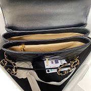 Chanel Flap Bag Lambskin Black Gold 23x15x7cm - 4