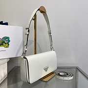 Prada Brushed Leather Femme White Bag 26x4.8x12cm - 2