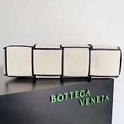 Bottega Veneta Large Arco Tote Bag Natural/Black 46x34x12cm - 6