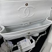 Chanel Medium Flap Bag White Caviar Siver Hardware 25cm - 3