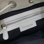 Balenciaga Le Cagole XS Bucket Bag In White 19.8x17.8x15cm - 3