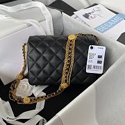 Chanel Flap Bag Lambskin Black 20x15x9cm - 2